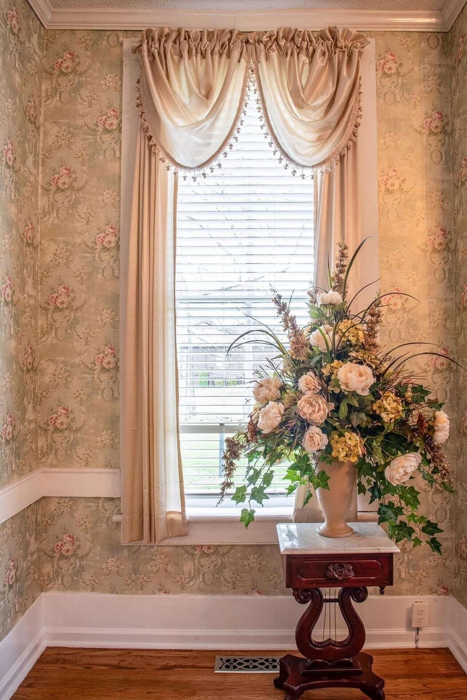 The Manor 1885 Altamont (1759)