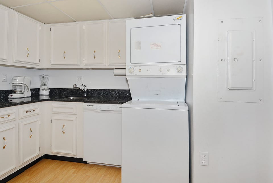 Floor Plan,Washer Dryer,Washer and dryer