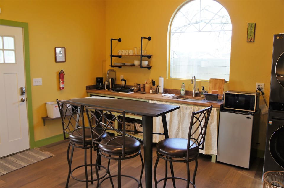 Dining table / bar island with three stools