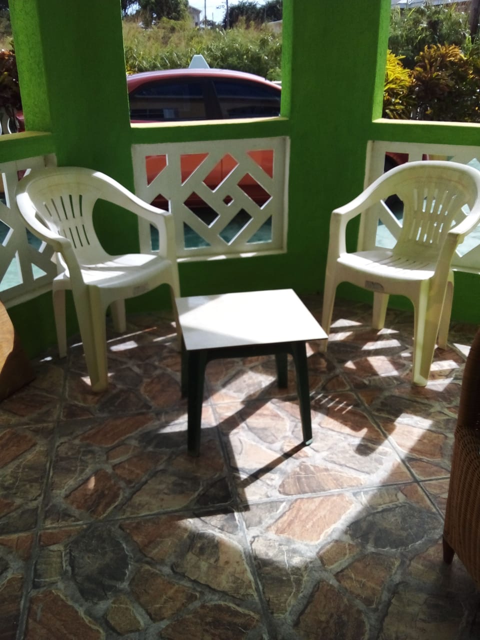 SOUTH SIDE......Quaint and attractiveQuiet and breezy patio.  Apartment in Oistins