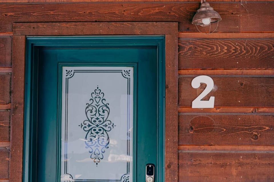 Our Grand Lake home invites you with open arms through a grand entrance, ensuring your first moments are as memorable as the rest of your stay.