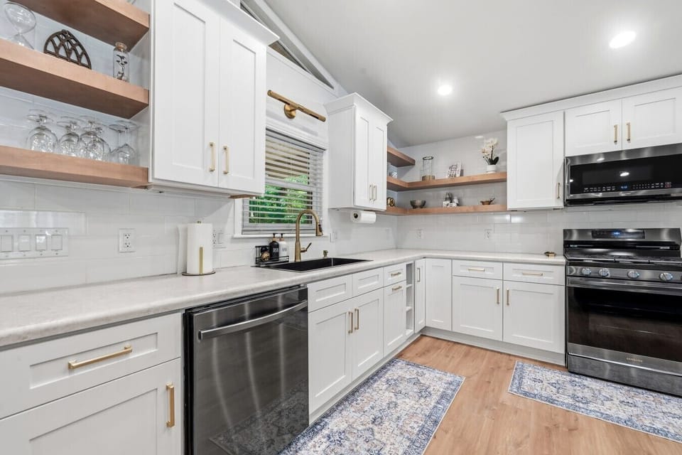110 Allens Alley-09630