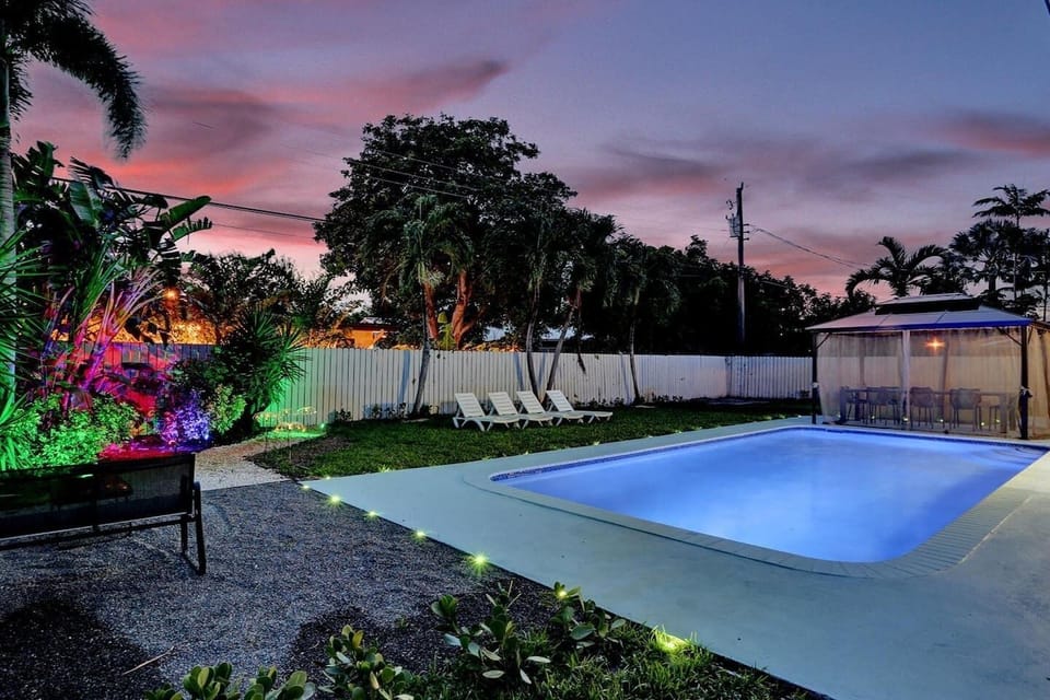 Sunsets in the pool!