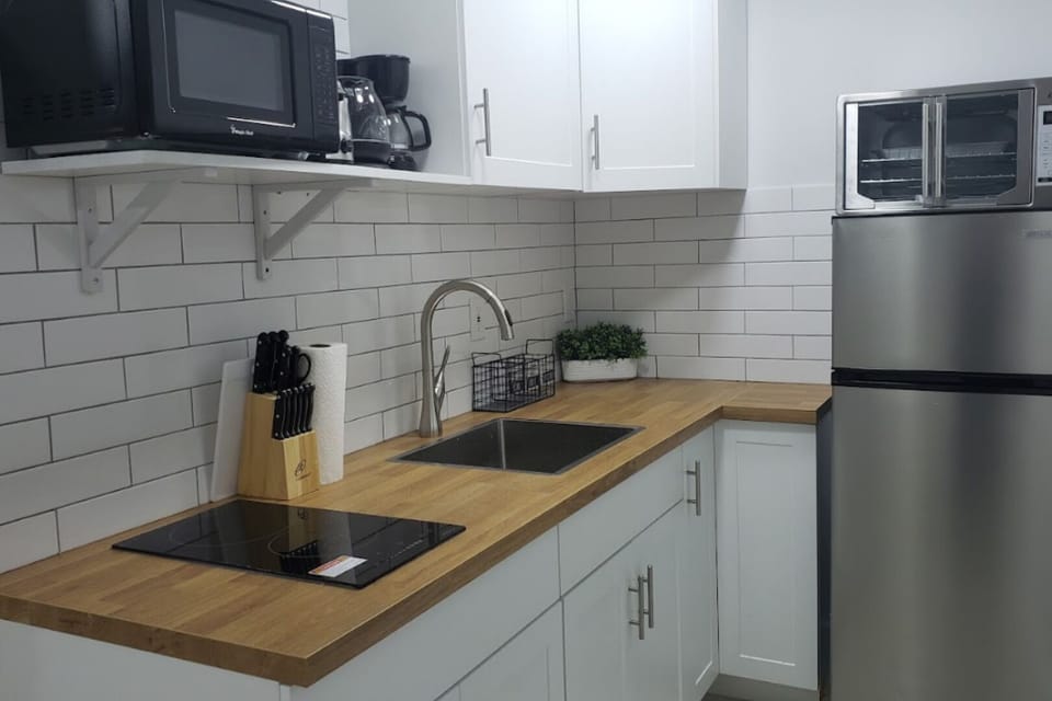 Fully equipped kitchen