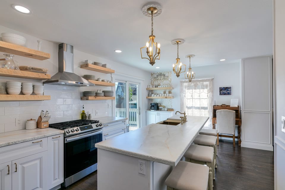 Kitchen Bar