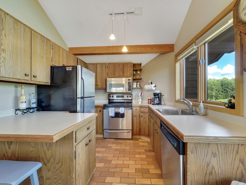 Fully equipped kitchen