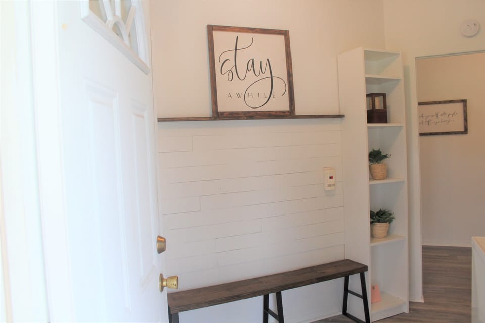 Rear Entrance/Laundry Room