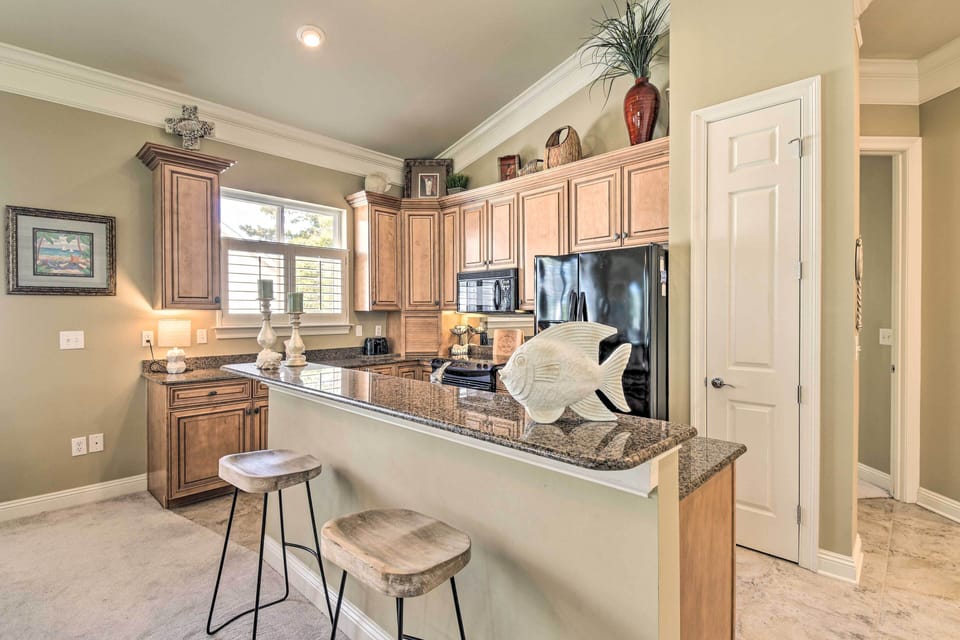Fully Equipped Kitchen | Spices | Crockpot