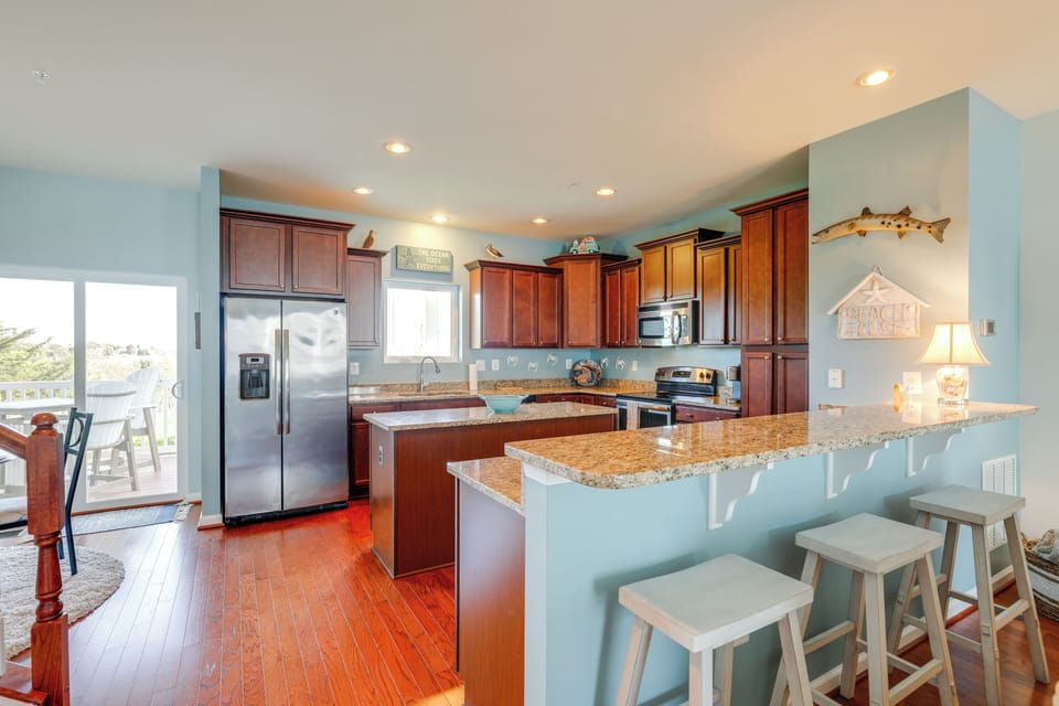 Kitchen | Fully Equipped | Cooking Basics | Keurig Coffee Maker