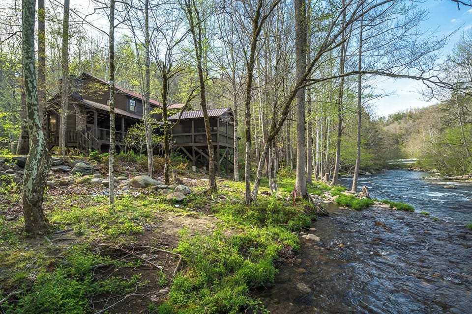 River Lodge