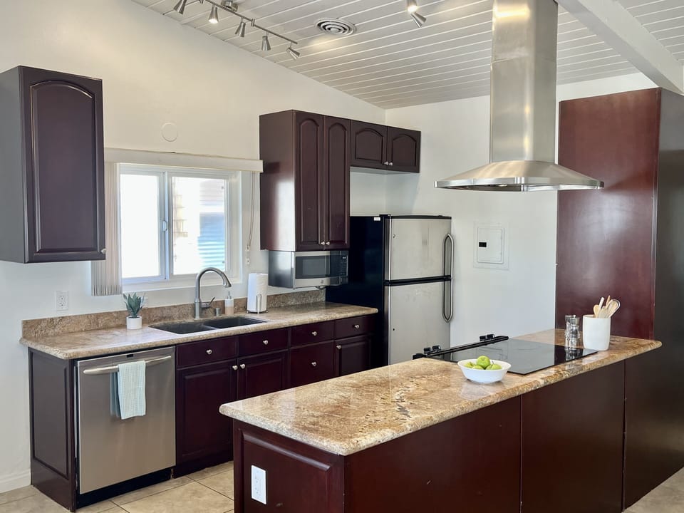 Upstairs Unit: Kitchen with all of the amenities 