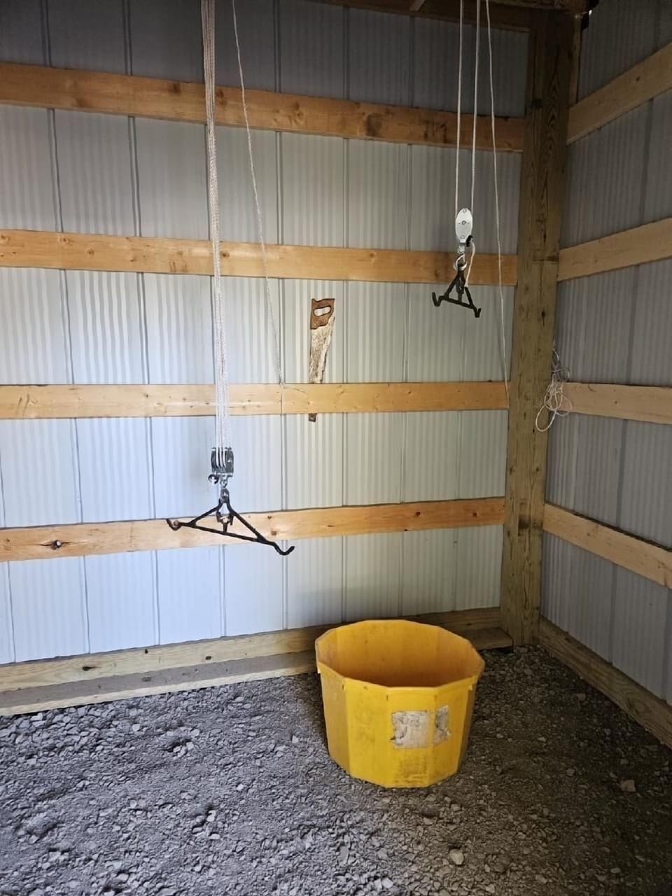 Shed on the adjoining property guests can utilize to clean their game!