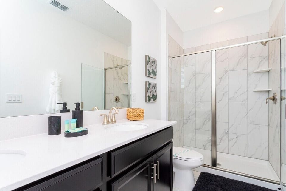 Our elegant and spacious bathroom comes with all the basics. Enjoy a relaxing shower, a refreshing retreat after a day of adventures