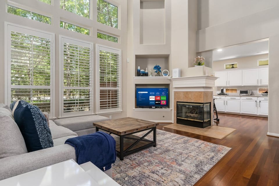 Living area overlooking the walking and biking trails. Tranquility 