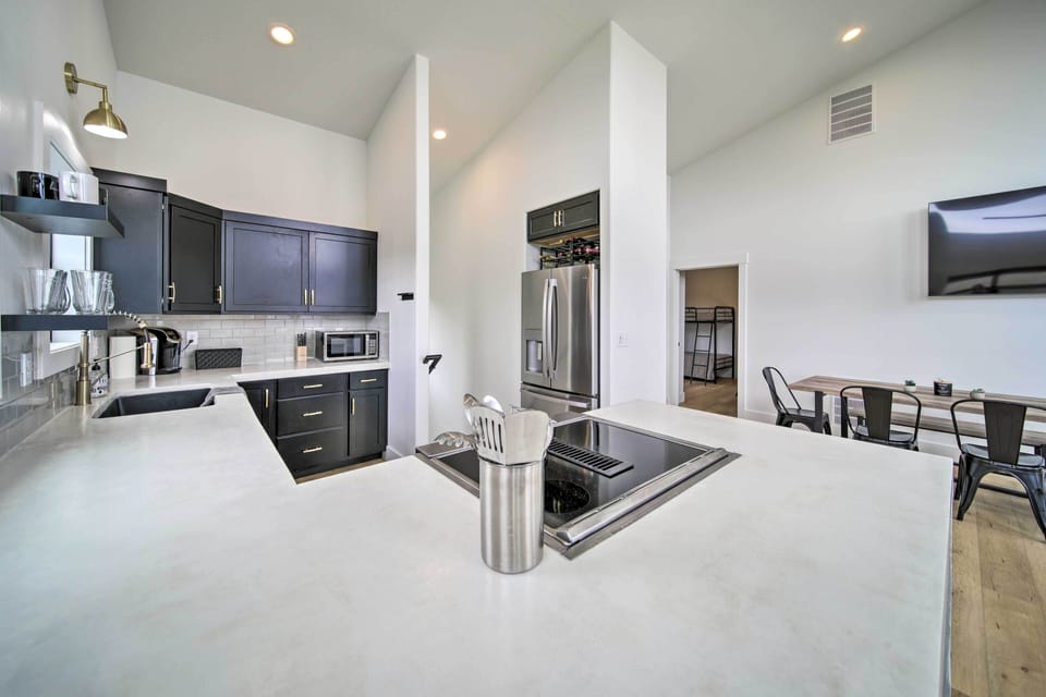 Kitchen | Fully Equipped | Cooking Basics