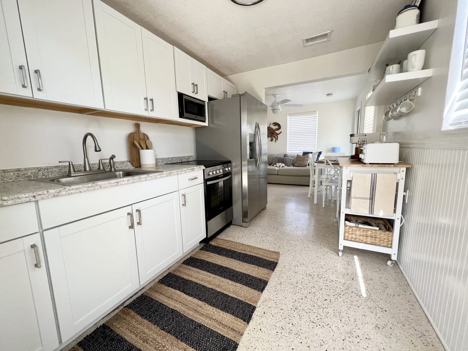 Kitchen and Coffee Bar
