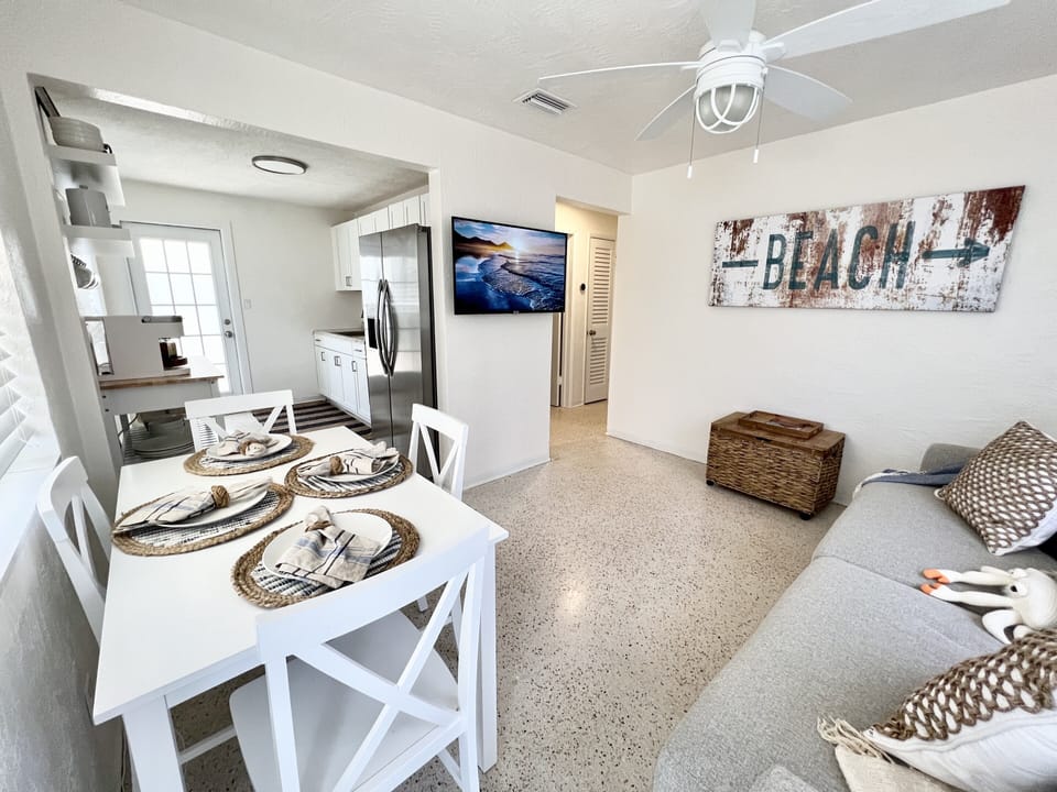 Living-room and Dining Table 