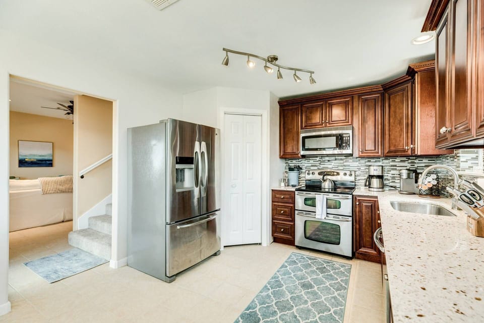 Fully stocked kitchen for you to gather in and prepare a delicious meal together