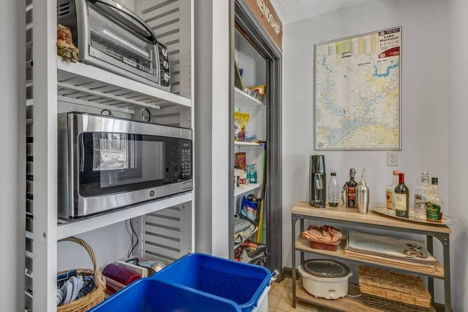 kitchen pantry