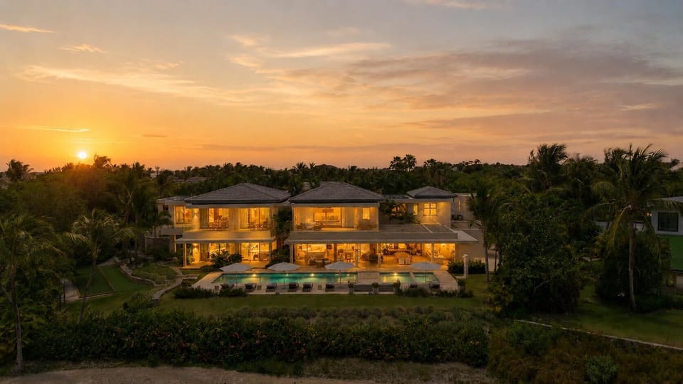 Villa Lorenne - Stunning Villa with golf views (8227)
