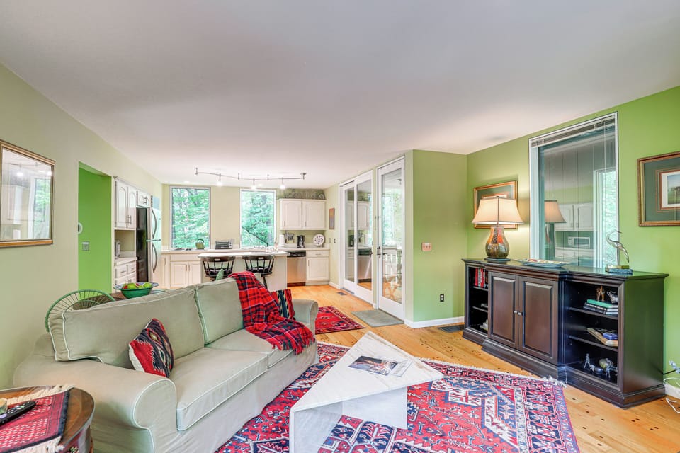 Living Room | Fireplace (Decorative Only) | Central A/C