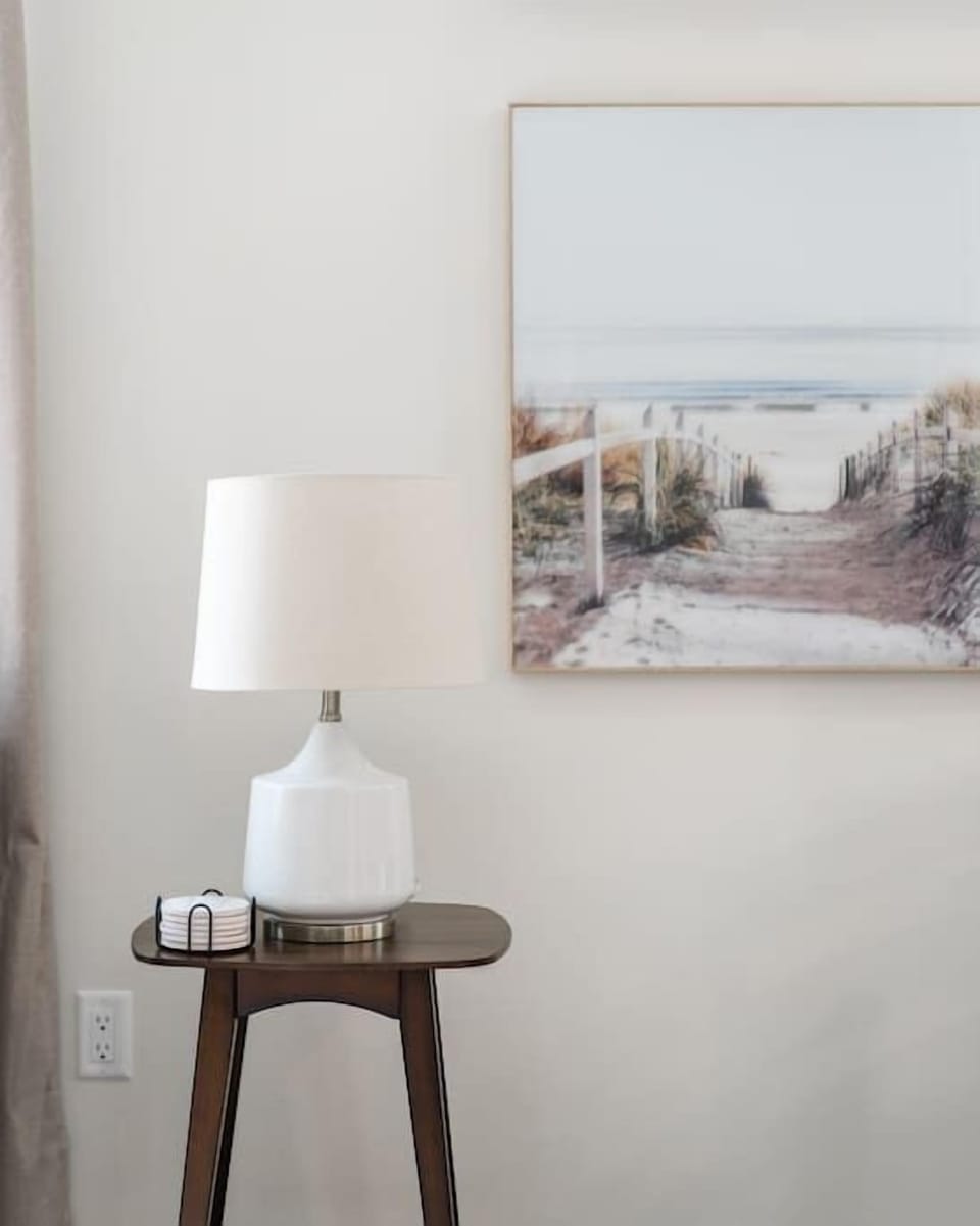 Living Room | Comforting Whites