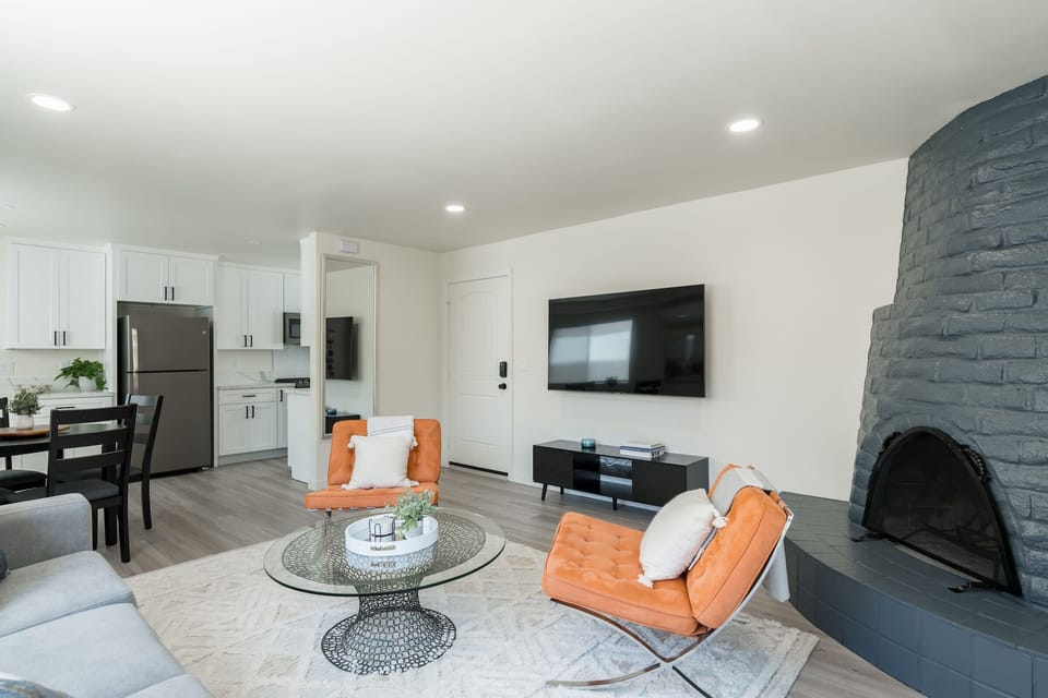 Living Room | Fireplace | Smart TV
