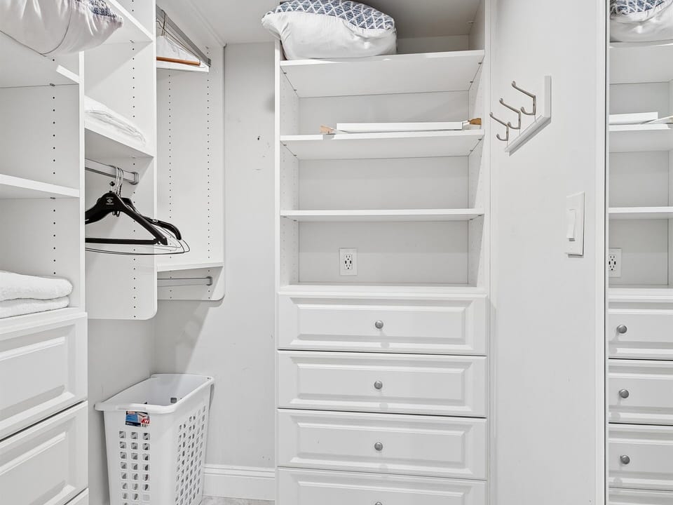 Primary Bedroom - Walk-In Closet