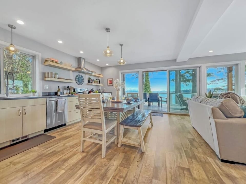 Spend time together cooking, playing, and relaxing, while enjoying the view.