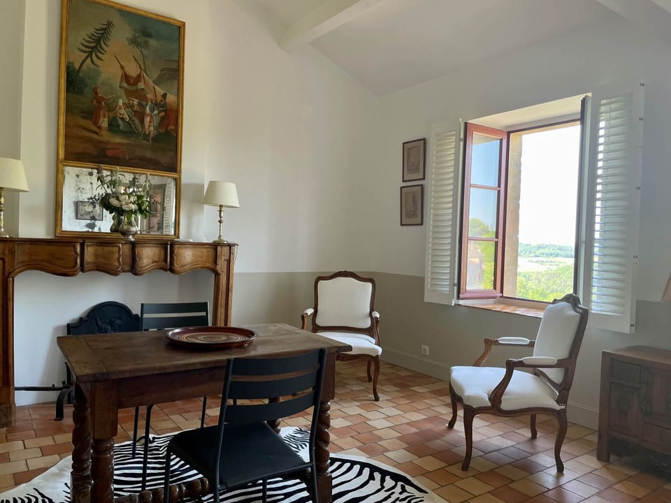 Chambre avec salle de bain en suite