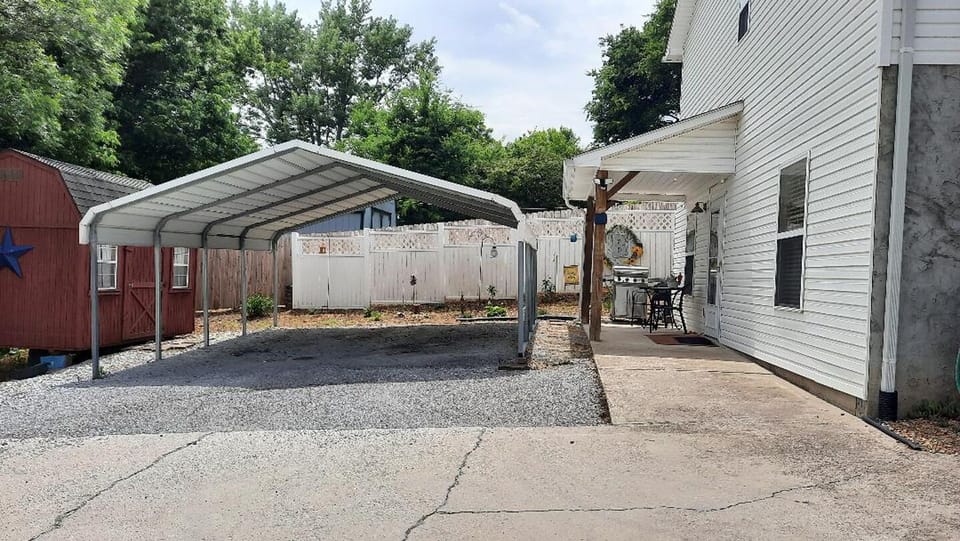 Carport