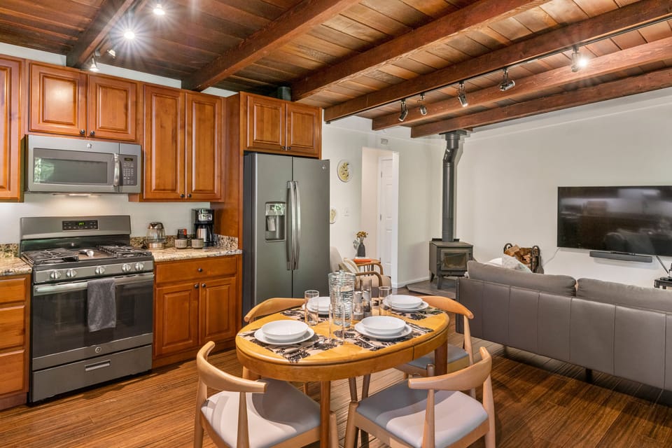 Room to cook, eat, and have fun.