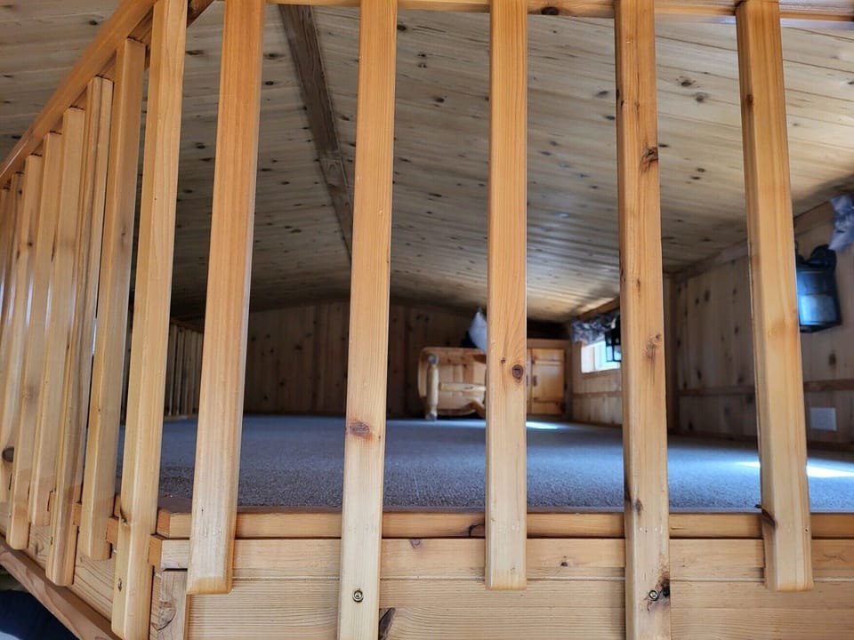 Sleeping loft
