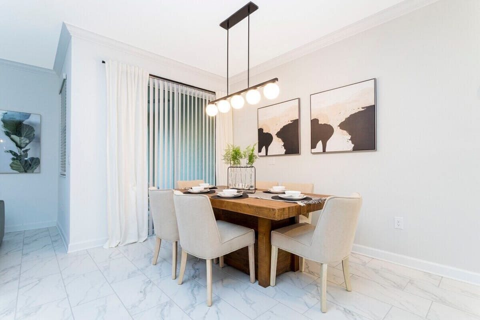 An elegant and rustic style, our dining area is perfect for quality time with your loved ones