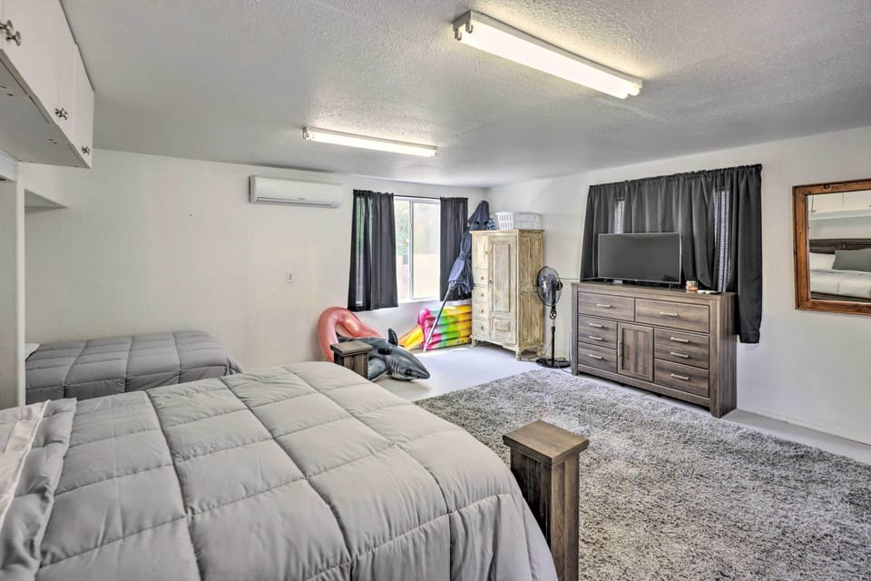 Bedroom 3 | Pool Toys | Smart TV