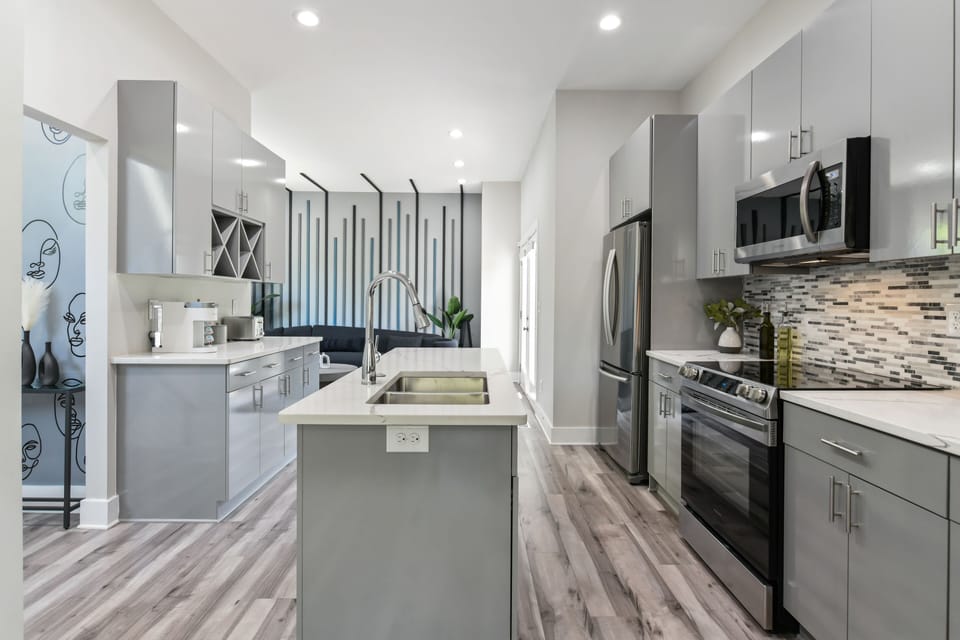 Modern Kitchen - middle floor