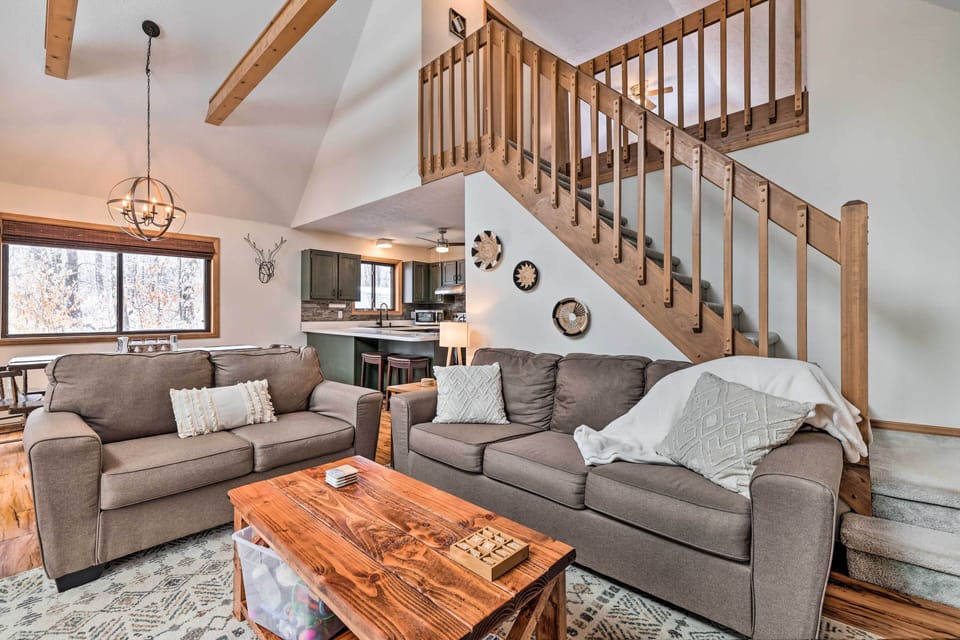 Living Room | Free WiFi