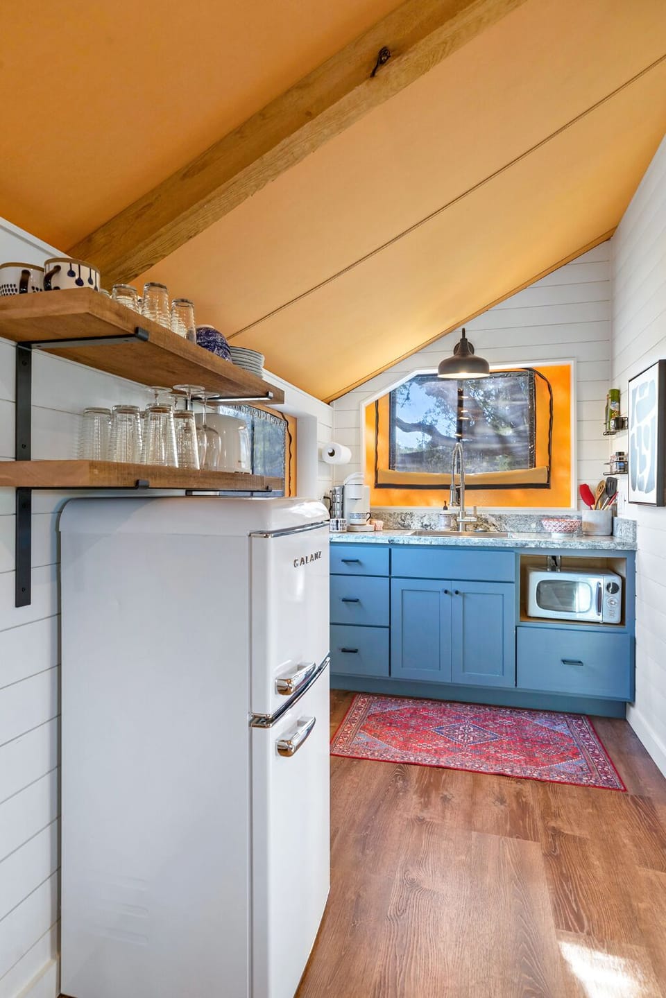 Kitchenette