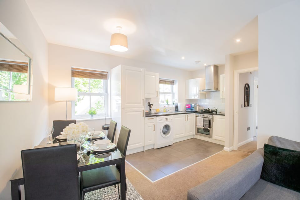Open plan kitchen dining area