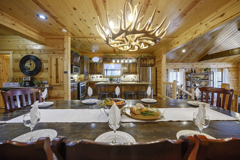 The open-concept design living area allows you to change your settings quickly without missing a moment of fun.