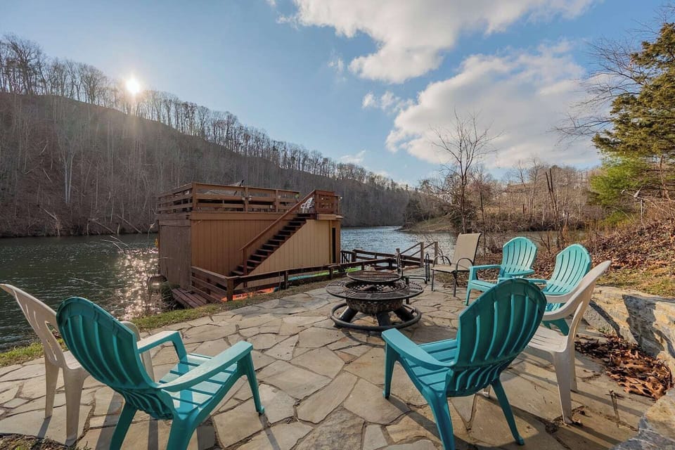 Private outdoor patio to enjoy your evenings with your family