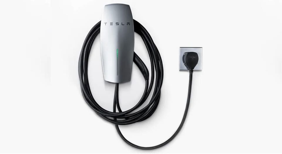 The garage is equipped with an electric vehicle outlet free of use. 