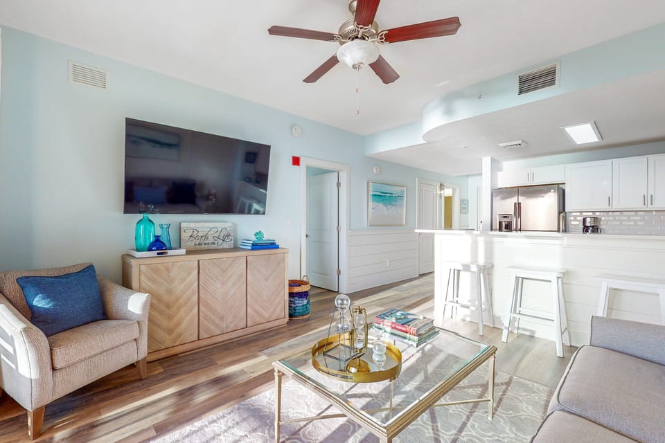Beautifully decorated space ample seating for guests.