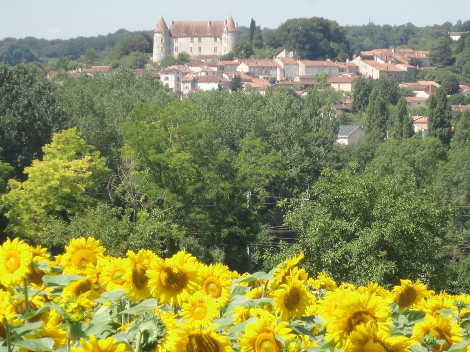 Montmoreau Chateau