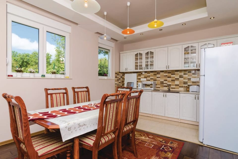Kitchen and dining area
