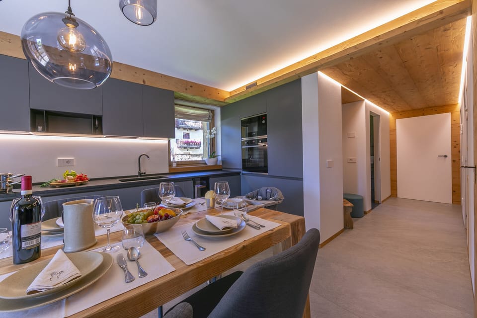 Kitchen and dining area
