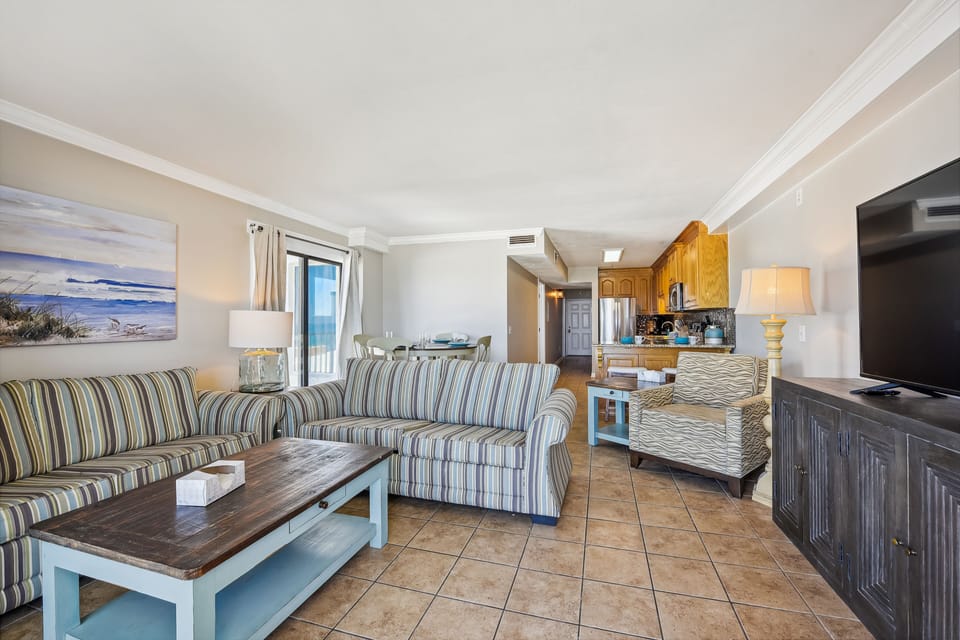 Gulf Front Living Area with Sleeper Sofa