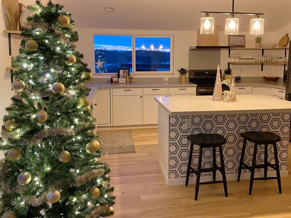 A place for gathering, gifting, and giggling.