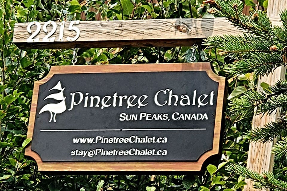 Welcome to Pinetree Chalet