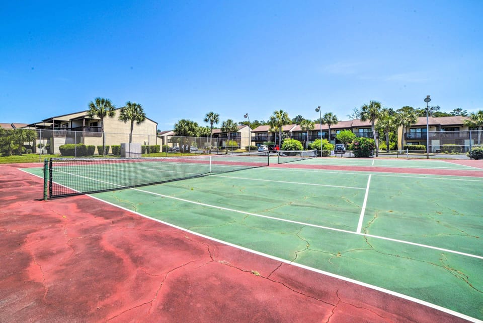 Resort Tennis Courts